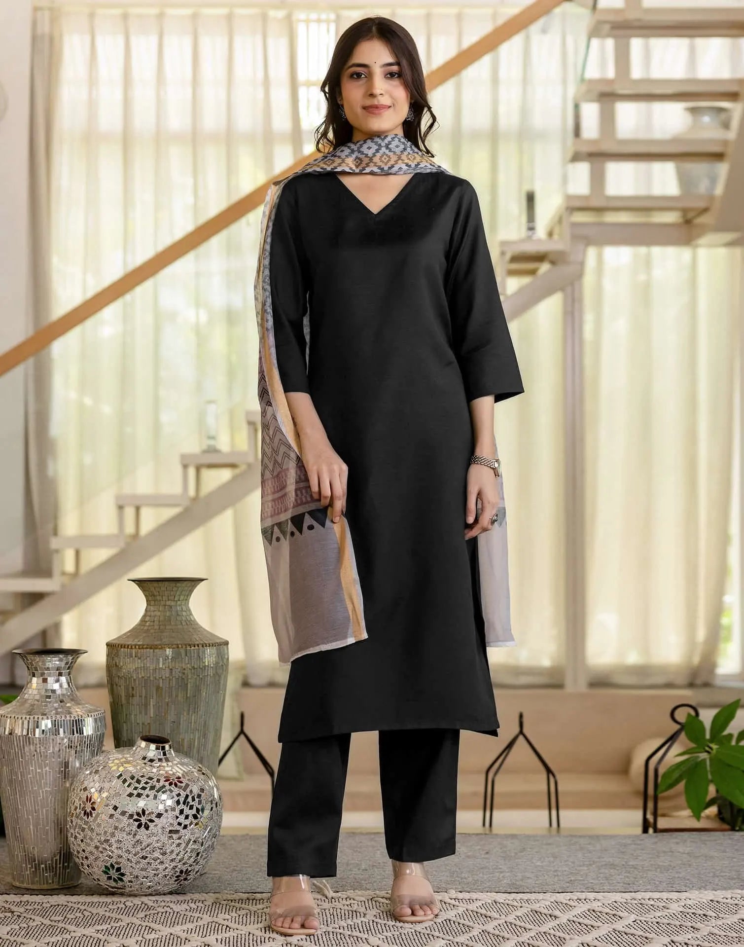Skylee Viscose Rayon Plain Straight 3 Piece Kurta Set For Woman