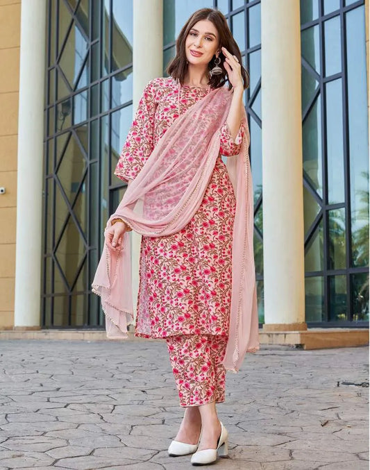 Affordable Light Pink Floral Printed Kurta Set
