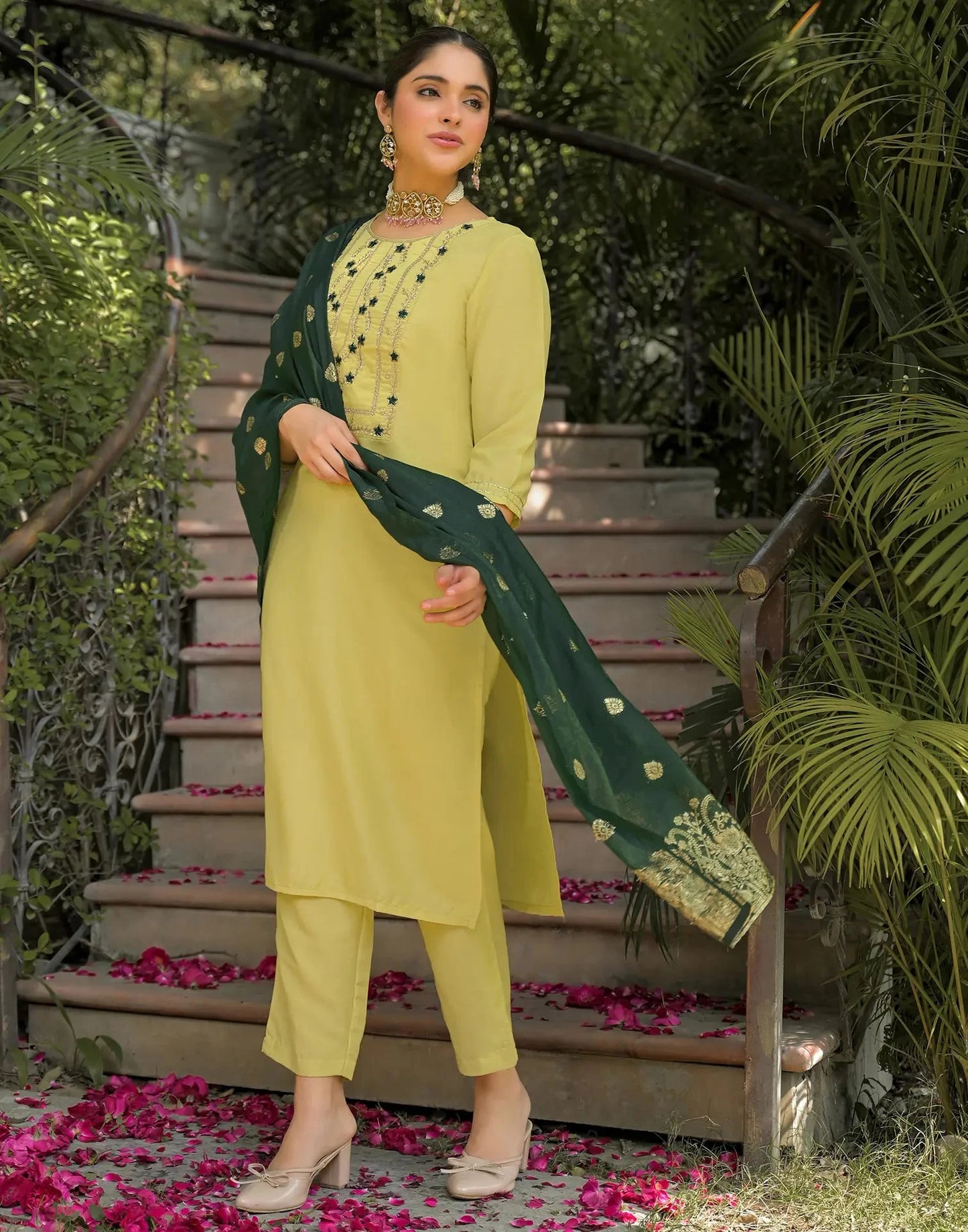 Chinnon Embroidered Round Neck Straight Kurta with Pant & Dupatta