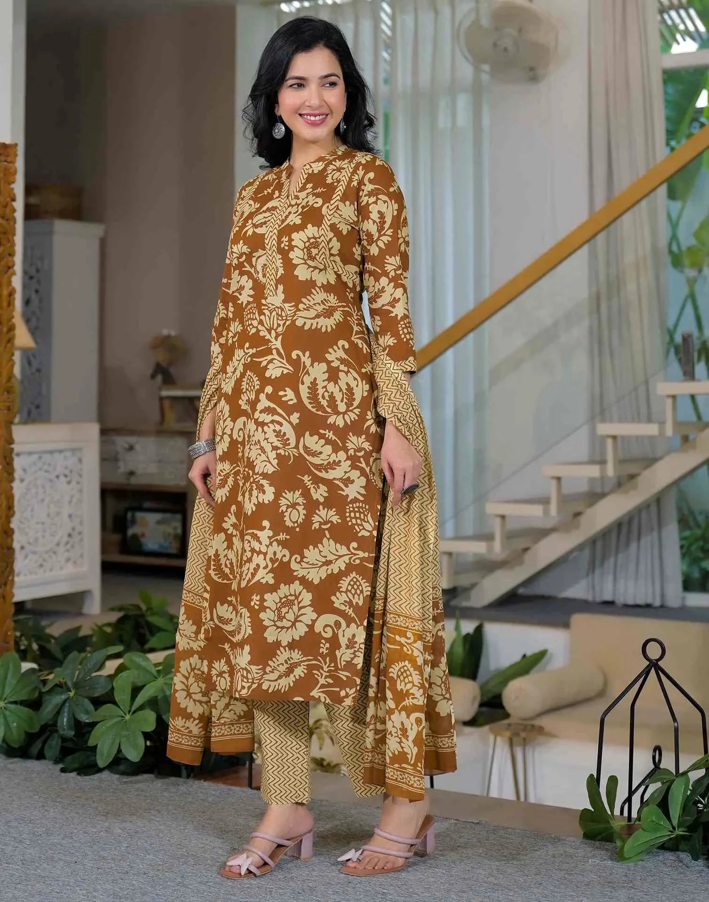 Cotton Printed Straight Mandarin Collar Kurta with Pant & Dupatta