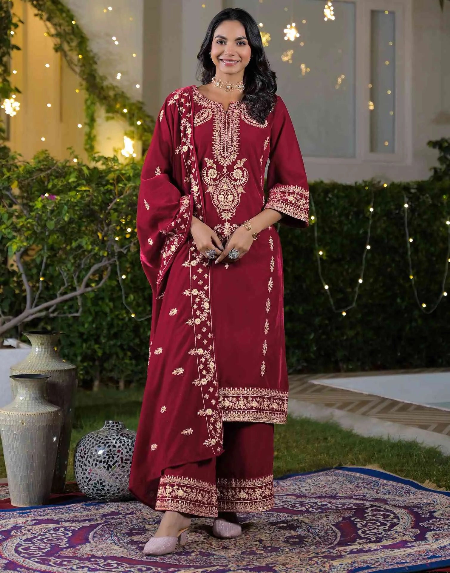 affordable velvet kurta set 