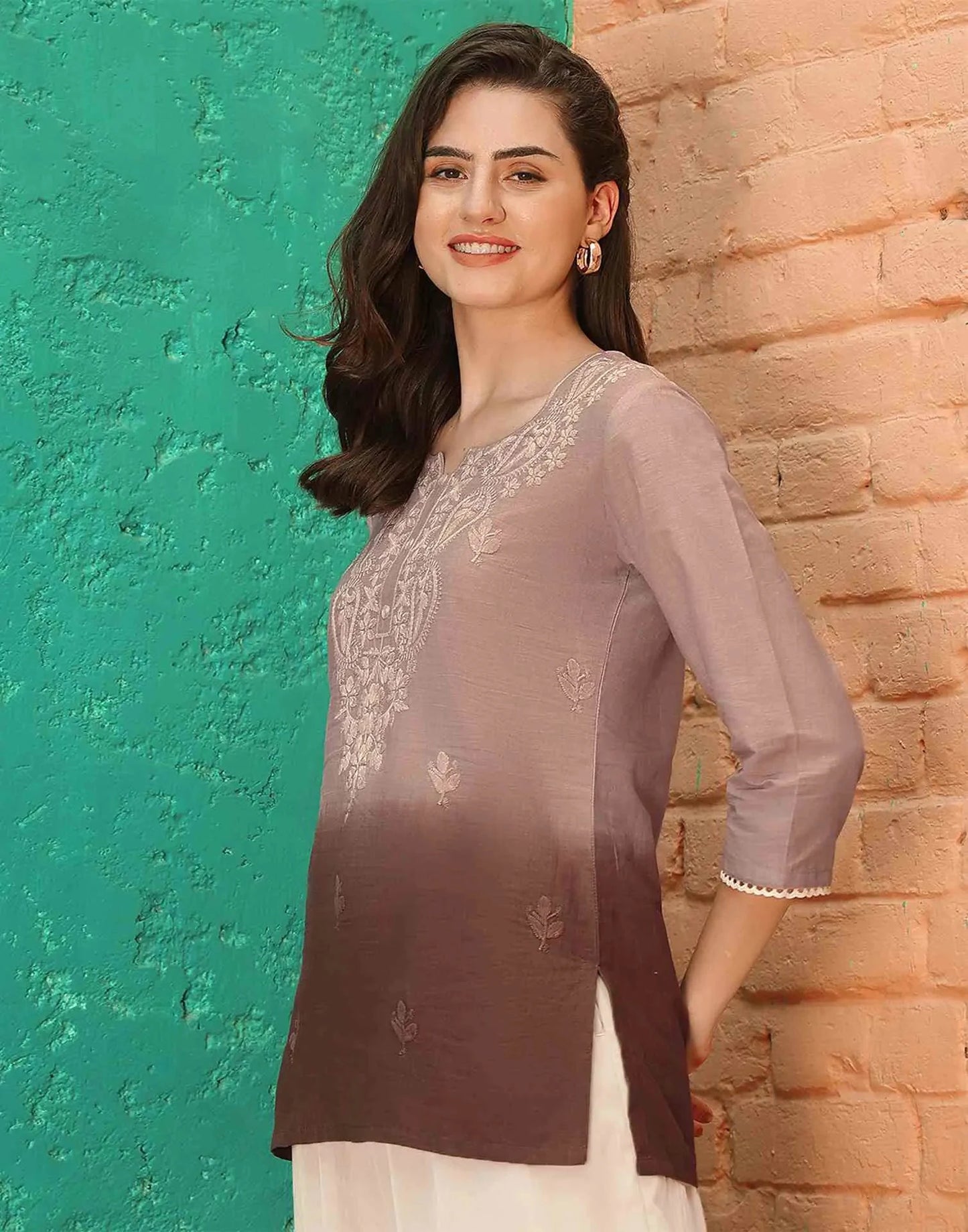 Cotton Chikankari Straight Sweetheart Neck Short Kurti