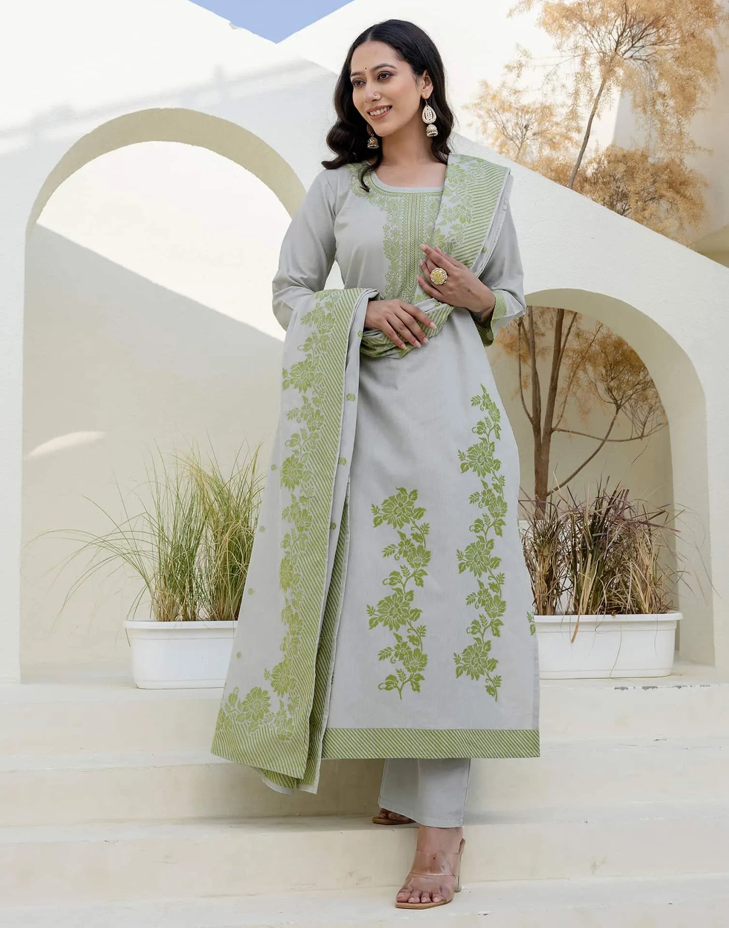 Affordable Grey Cotton Woven Straight Kurta Set Round-Neck Woven Cotton Kurti with Pant & Dupatta
