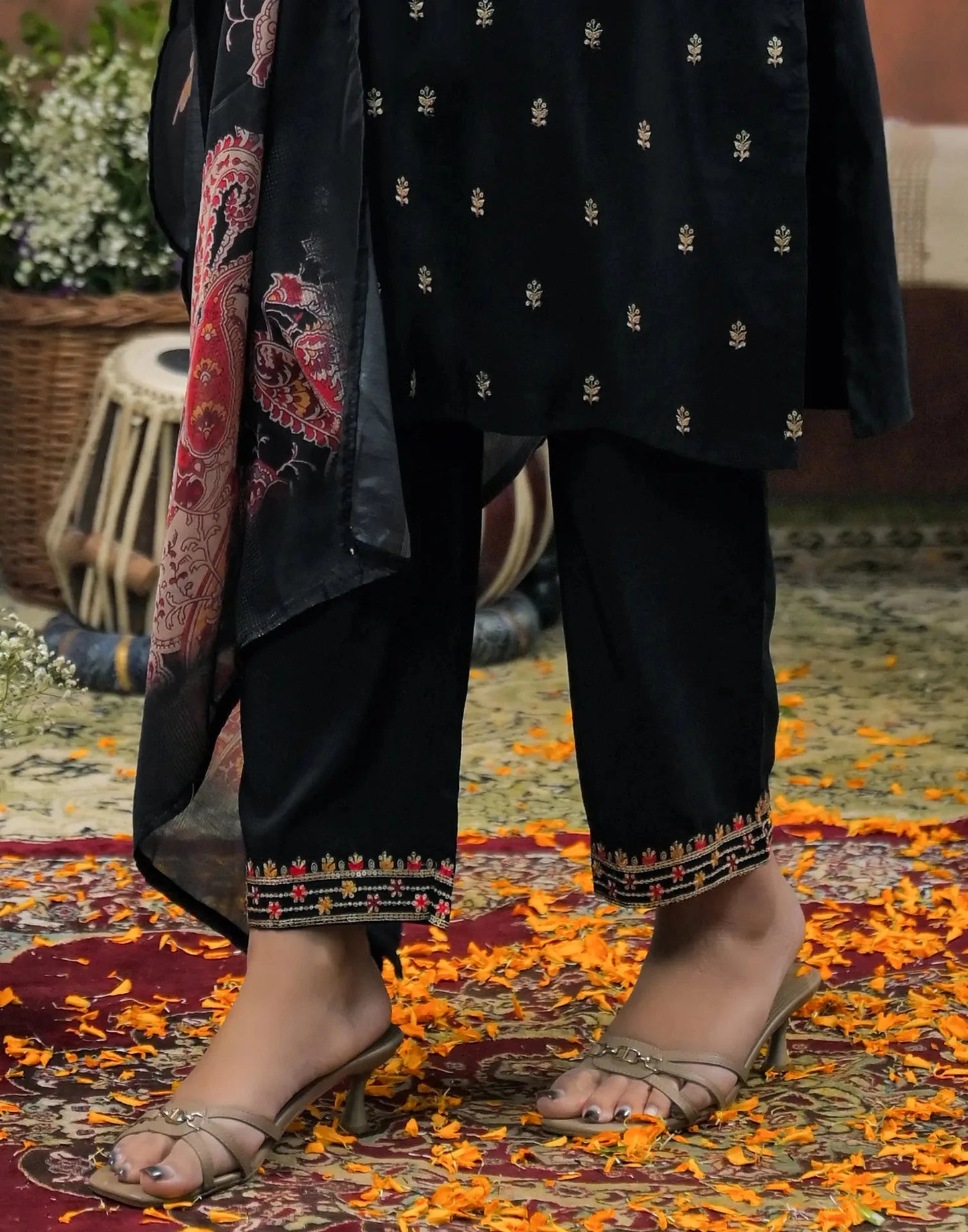 Chinnon Embroidered Straight Round Neck Kurta with Pant & Dupatta
