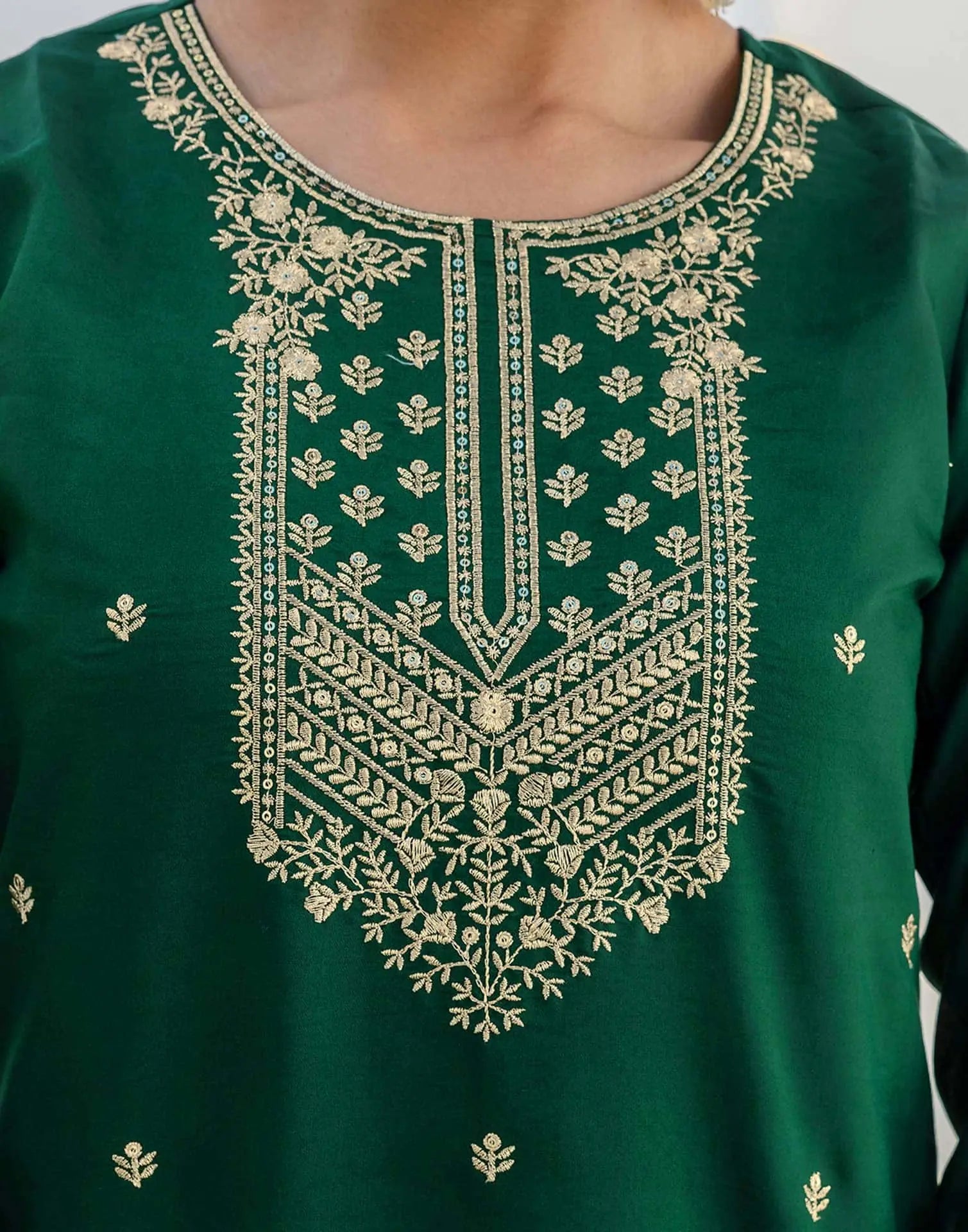 Affordable Dark Green Silk Embroidered Kurta Set with duppatta 