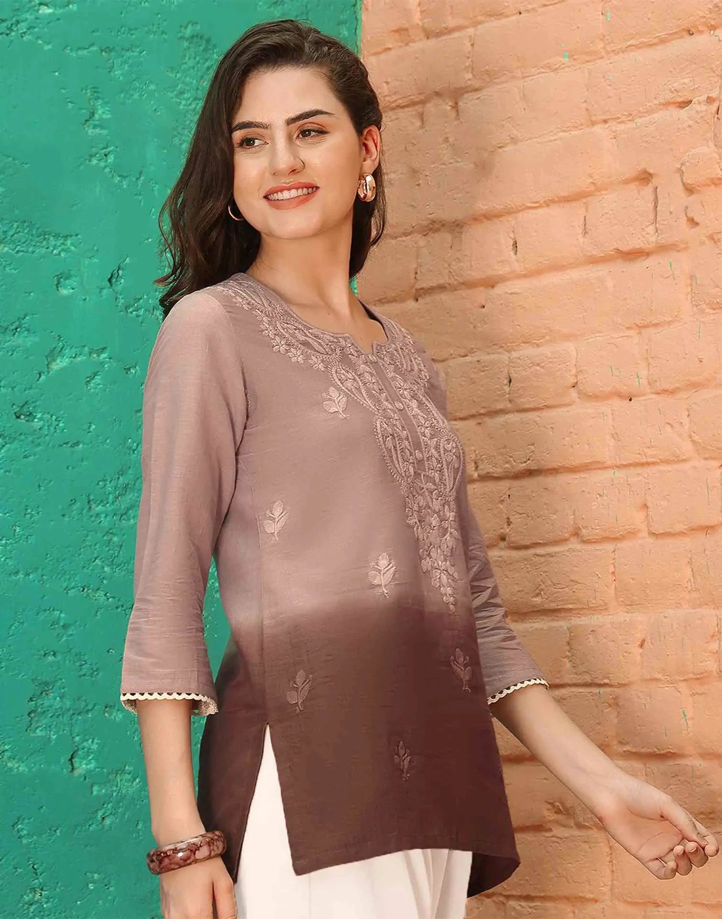 Cotton Chikankari Straight Sweetheart Neck Short Kurti