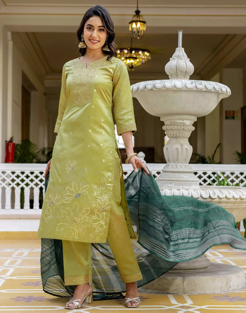 Skylee Taffeta Embroidered Straight 3 Piece Kurta Set For Woman
