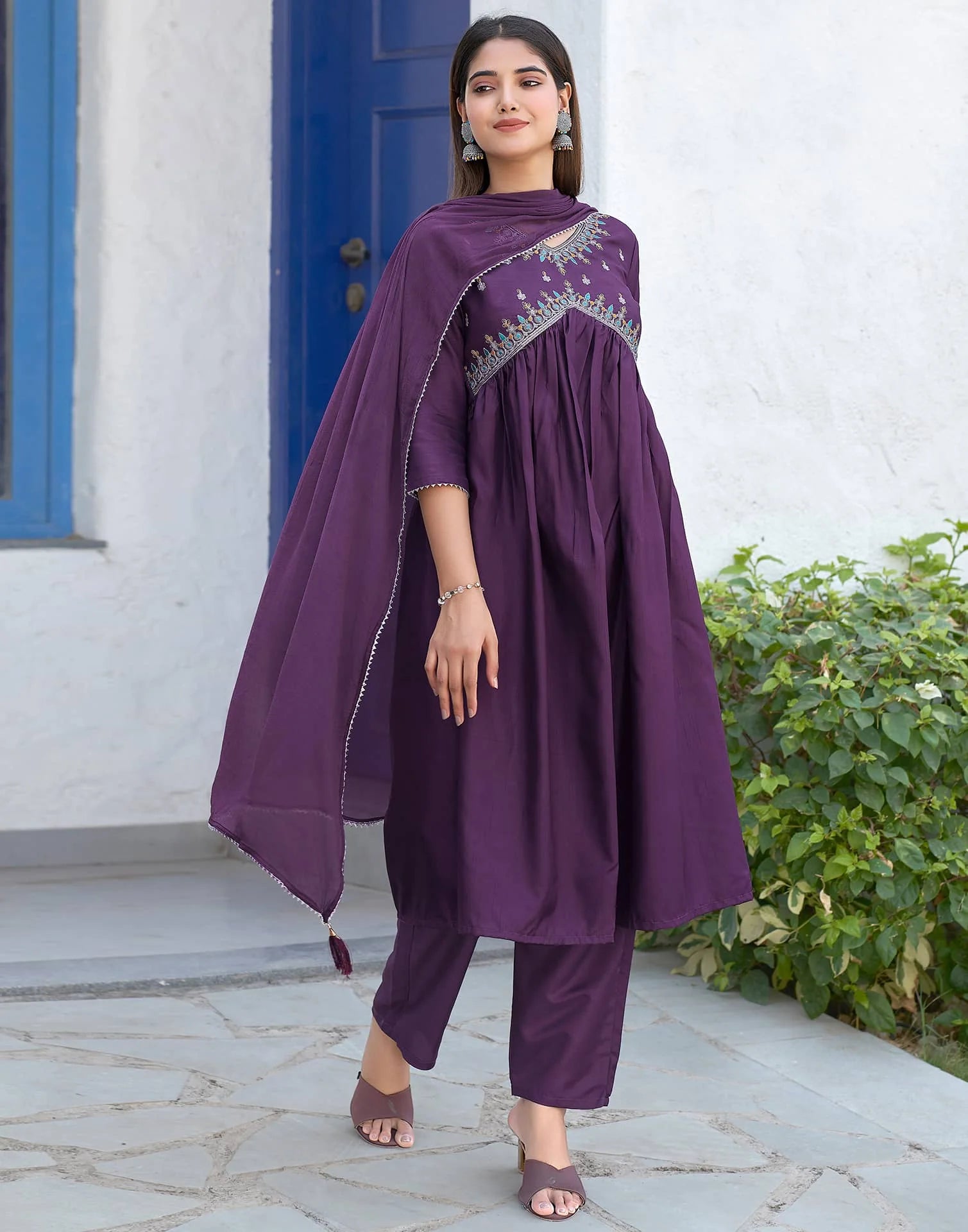 affordable v neck kurta set 