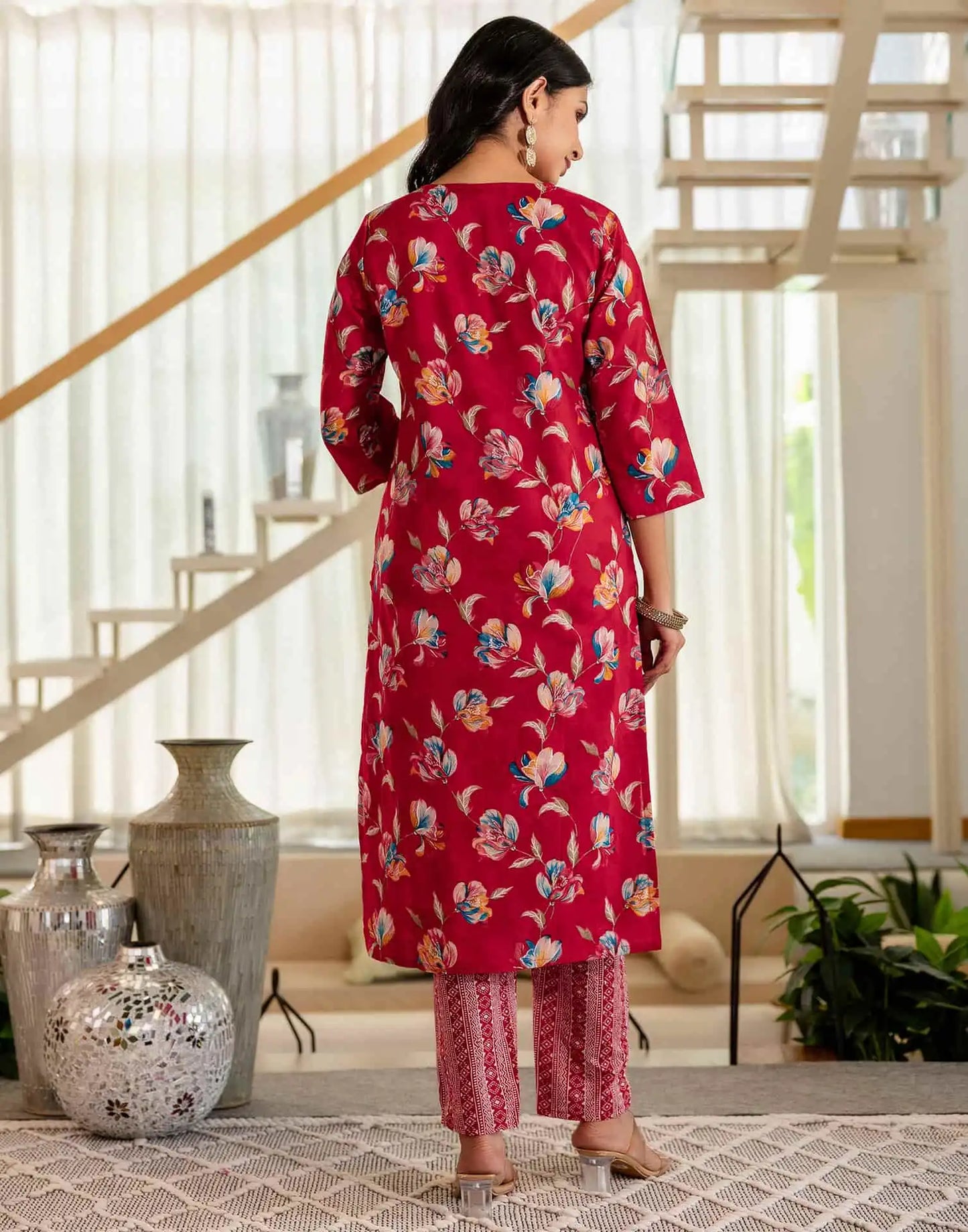 Red Cotton Printed Straight Kurta Set with Pant & Dupatta for Wome Casual & Daily Wear Floral Design Under 799