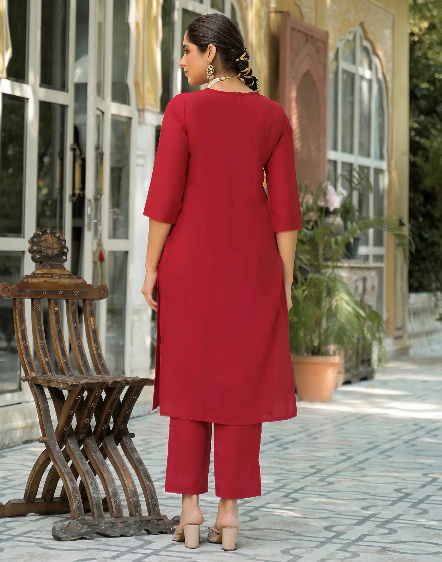 Rayon Embroidered Round Neck Straight Kurta with Pant & Dupatta
