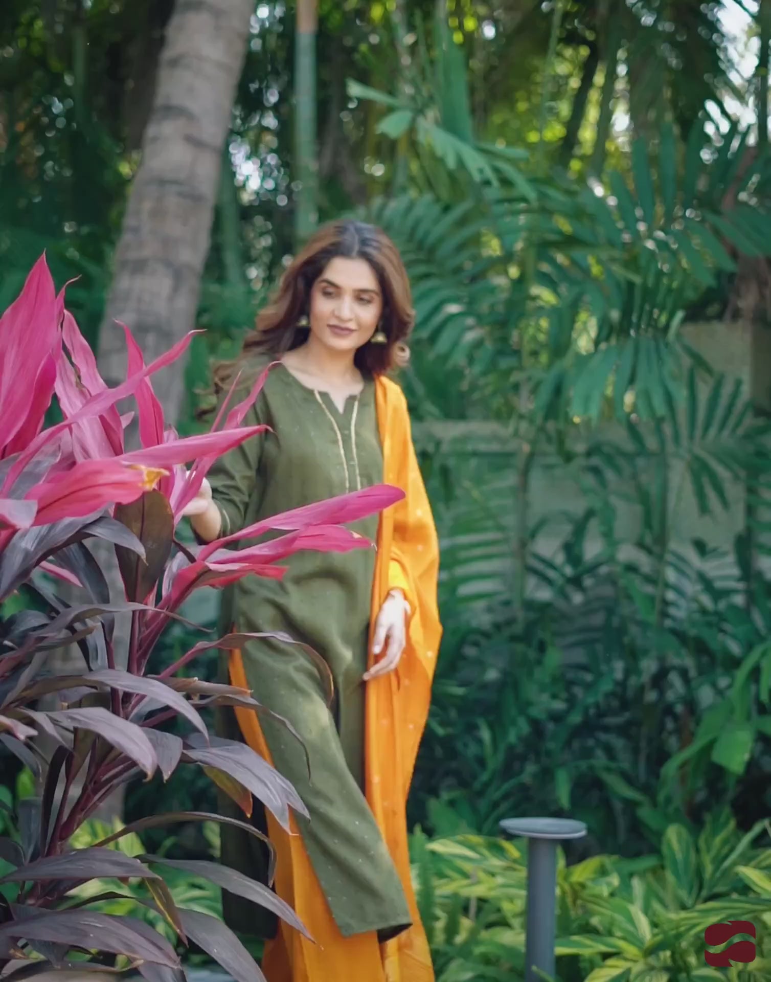 Green Cotton Solid Straight Kurta Set with Pant and Dupatta Festive Wear